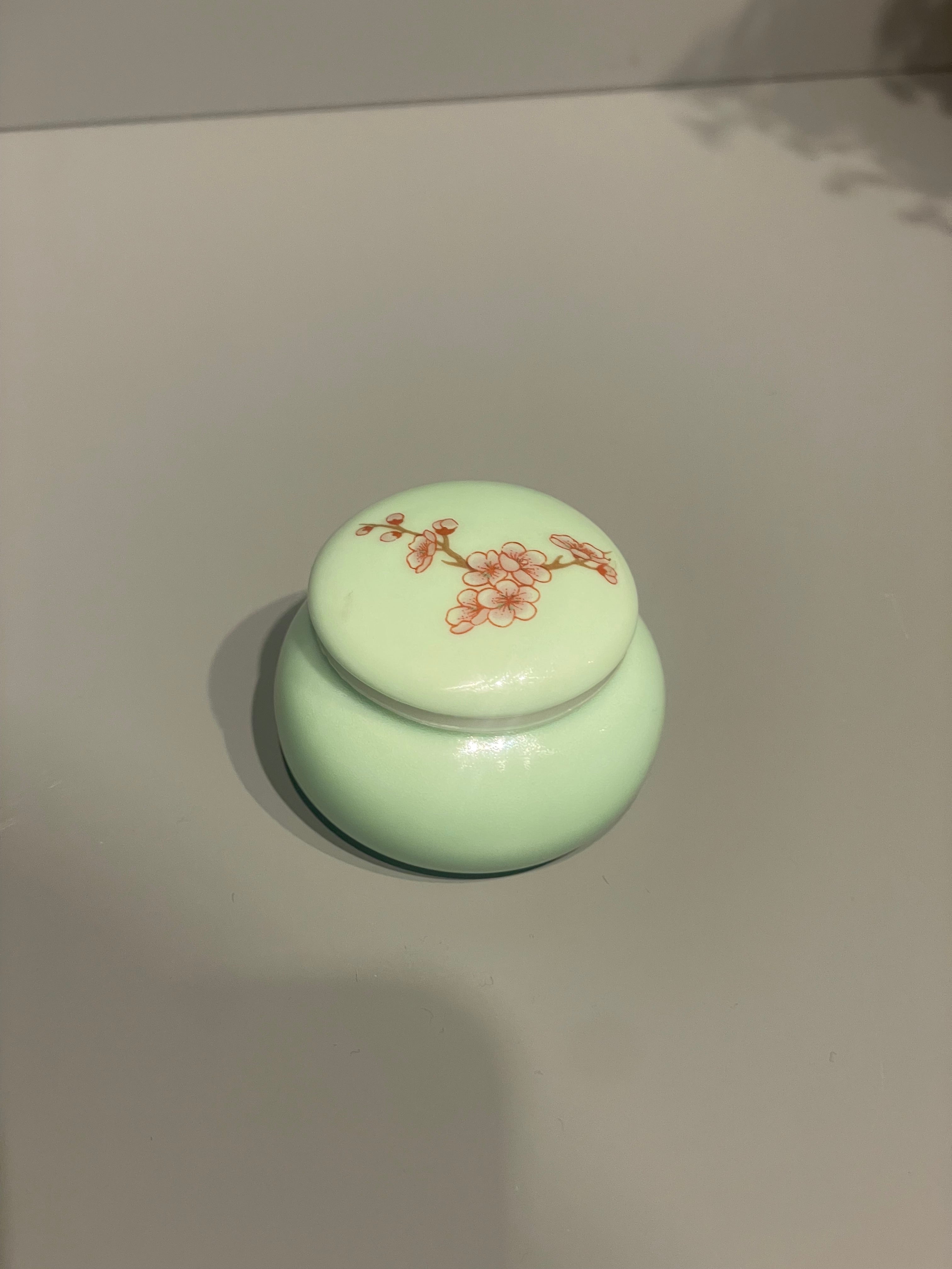 Large Ceramic Jar Solid Perfume
