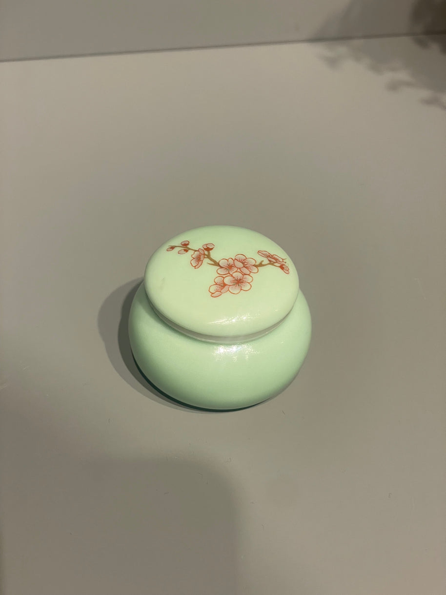 Large Ceramic Jar Solid Perfume